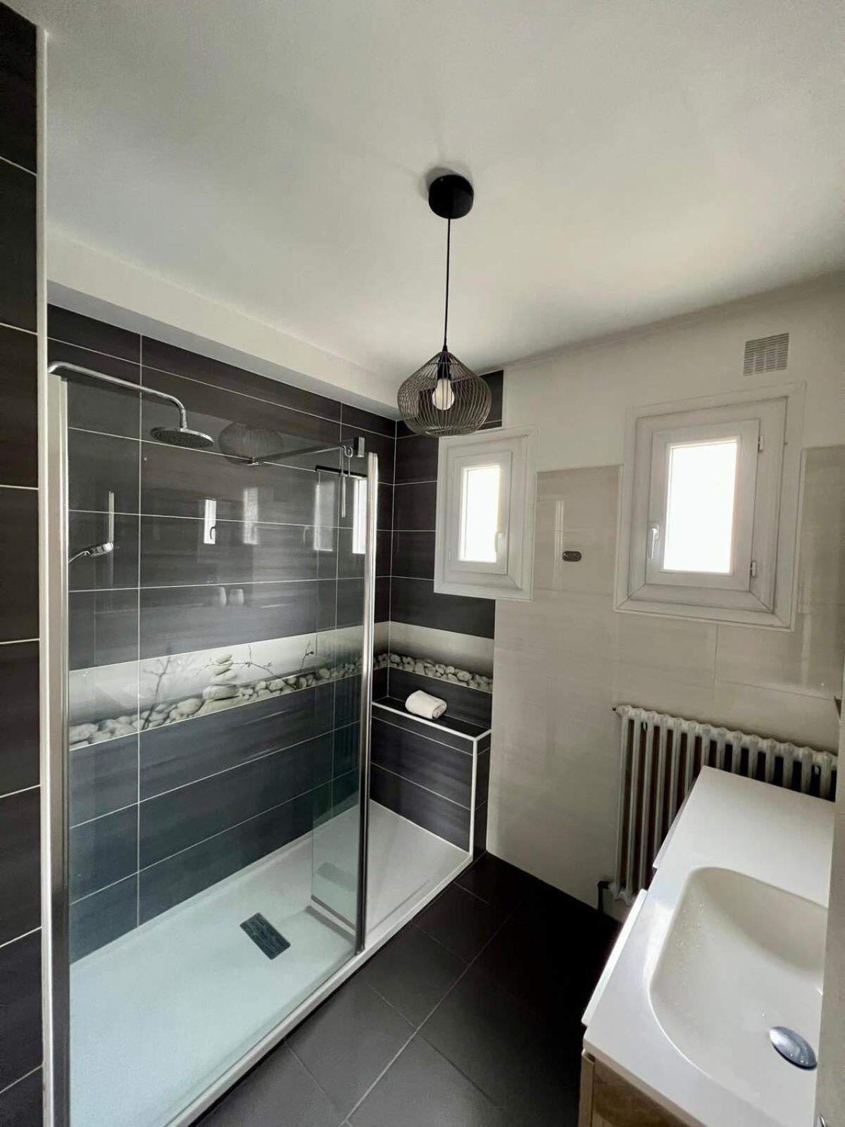 Casa Viallatoux - Proche Centre - Parking Gratuit Brive-la-Gaillarde Luaran gambar